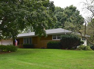 18780 Midland Pl, Brookfield, WI 53045