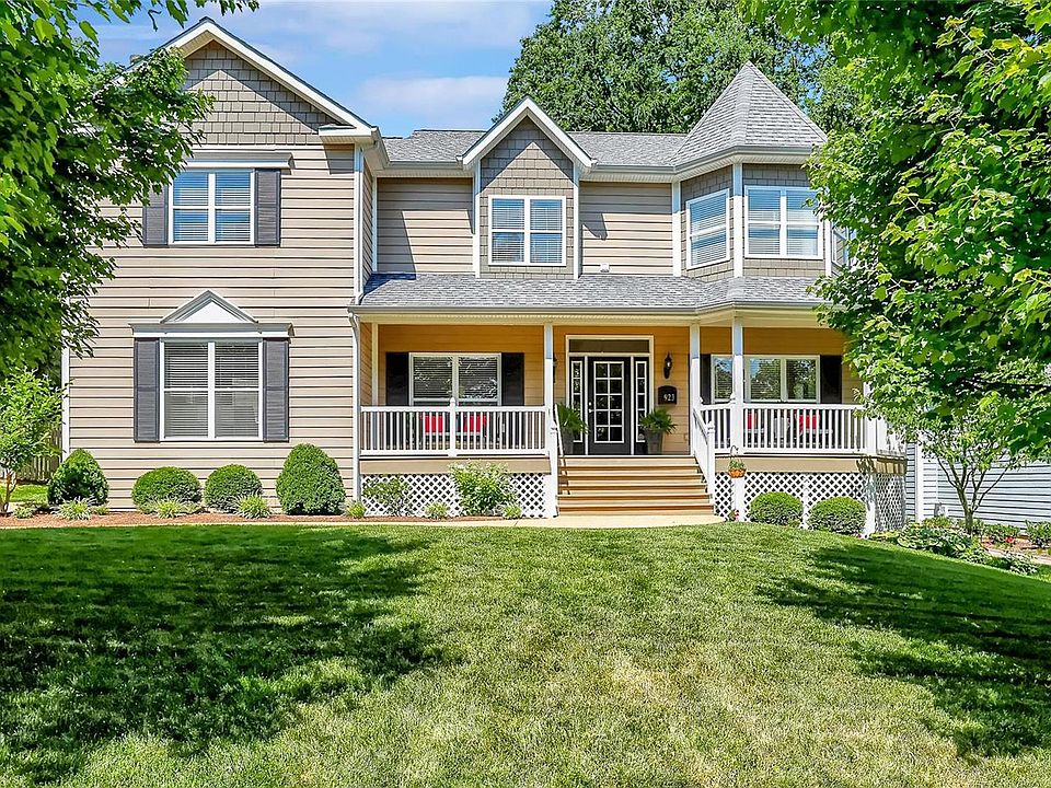 1st image of 923 N Clay Ave