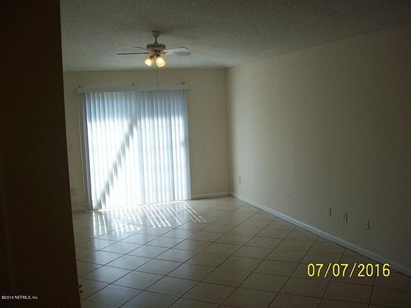3rd image of 892 Candleknoll Ln