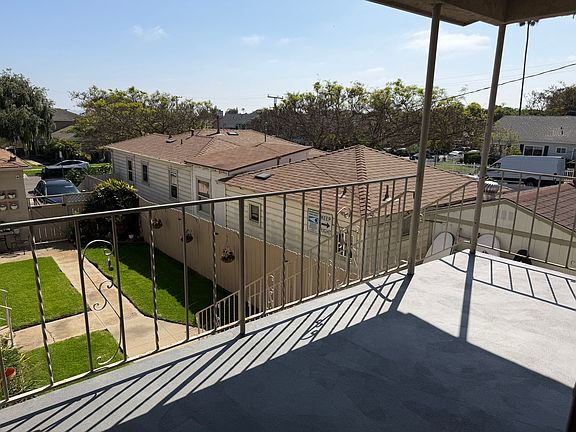 4th image of 1514 Chalcedony St