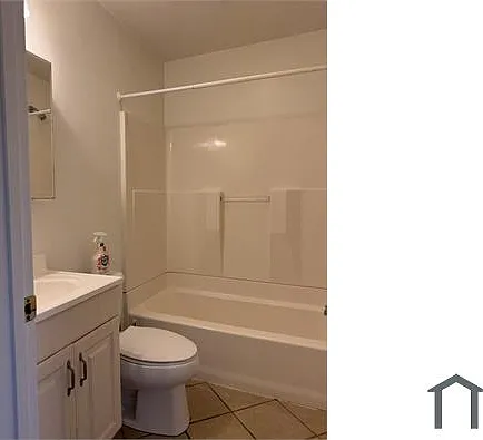 40 Oldfields Rd #1 — Photo 8