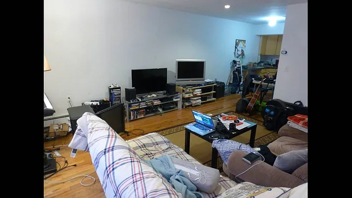 Rented by Charie Properties LLC | media 44