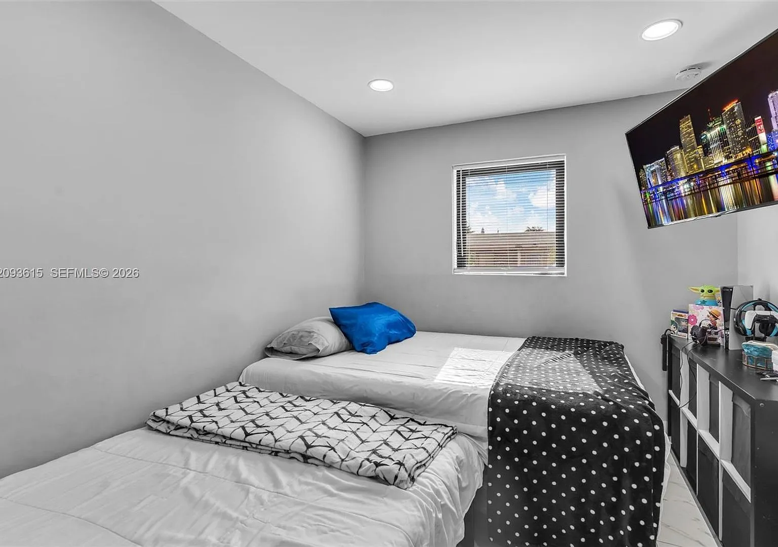 15100 NE 14th Court 15100, North Miami Beach, FL 33162 - 5902 — Photo 1
