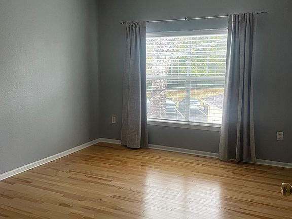5th image of 1724 Arbor Lakes Cir