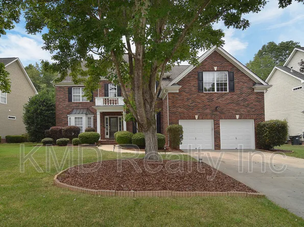 1212 Grayscroft Dr, Waxhaw, NC 28173