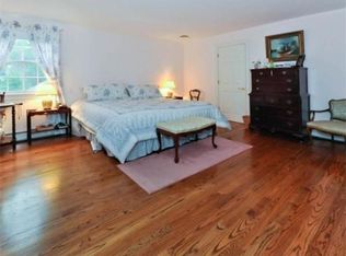 41 Whitney St, Sherborn, MA 01770