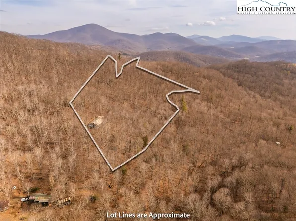 1395 Grady Winkler Road, Boone, NC 28607