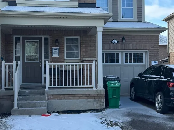 102 Benhurst Cres, Brampton, ON L7A 5A5