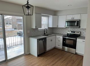 9429 Reeder Dr, Overland Park, KS 66214