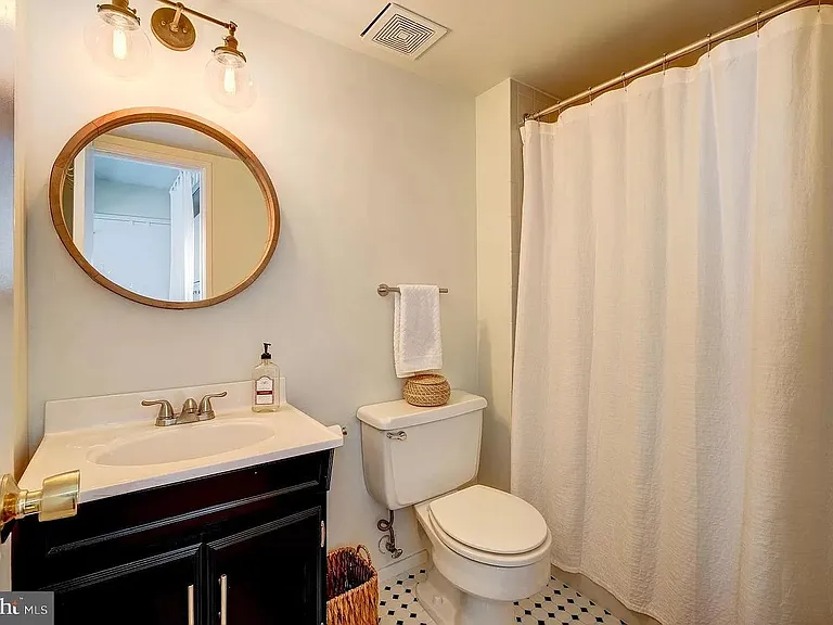 Bathroom - Lower level