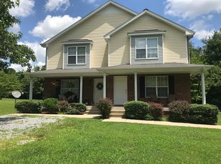 1247 Substation Rd, Pleasant View, TN 37146