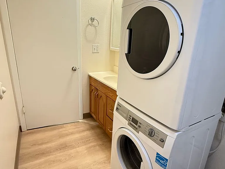 405-407 E Simpson St #2A — Photo 10