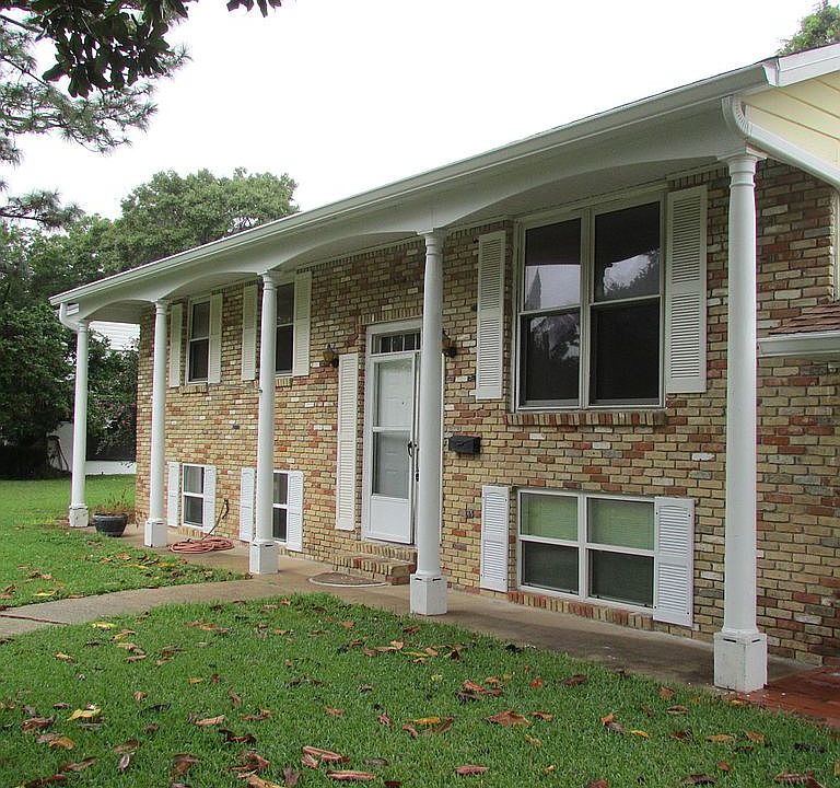 Split Level 4 bedroom 2 bath