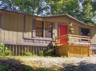 9914 Celina Rd, Burkesville, KY 42717