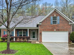 10217 Little Whiteoak Rd, Charlotte, NC 28215