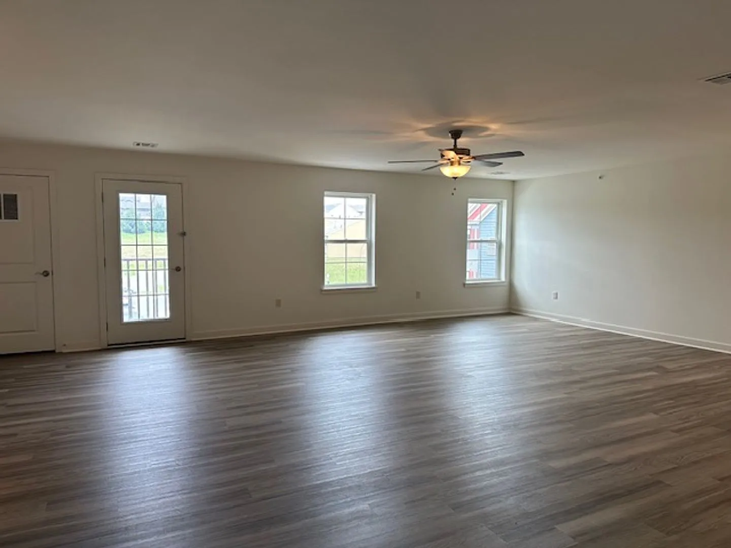 2-Bedroom, 2-Bathroom 3rd Floor Apartment For Rent in Harrisburg, PA, Central Dauphin School Dist... — Photo 3