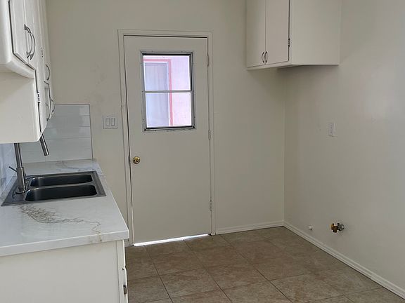 3rd image of 4600 Florence Ave