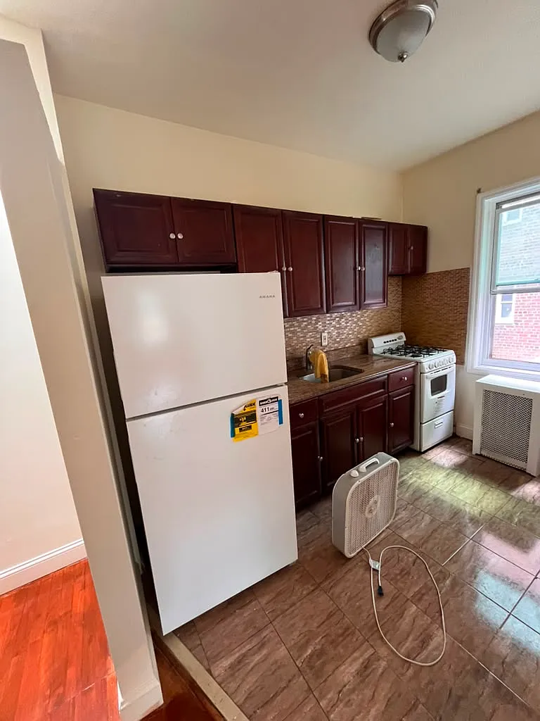 2 bed, $2,800 — Photo 4