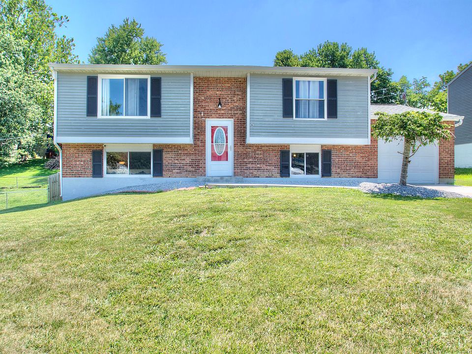 1st image of 6 Meadow Hill Dr