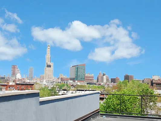 Sold by Sotheby's International Realty | media 33