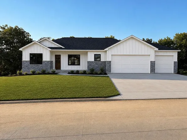 80 Drake Lndg, Jackson, MO 63755