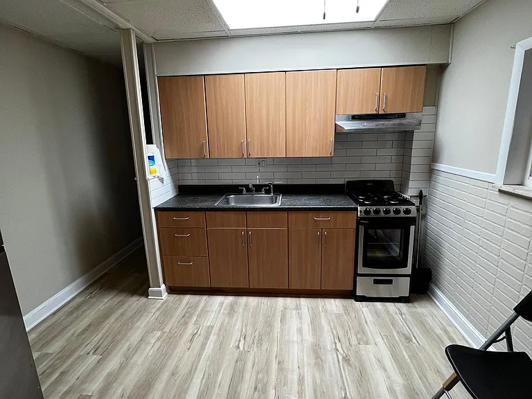 2136 S Broad St #2R — Photo 2