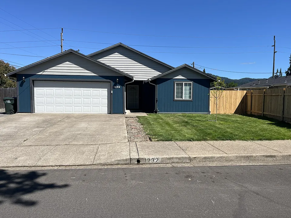 1232 Lawnridge Ave