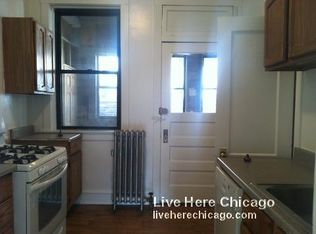 3500 N Broadway St #35222E, Chicago, IL 60657