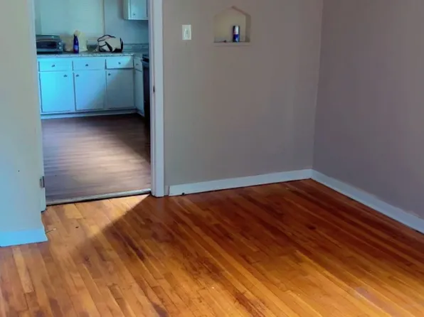 333 Broadway Ave APT 1, Mc Kees Rocks, PA 15136