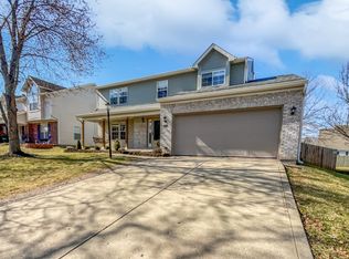 1460 Derbyshire Dr, Greenwood, IN