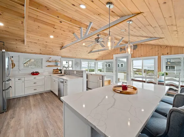 8 Water St, Marshfield, MA 02050