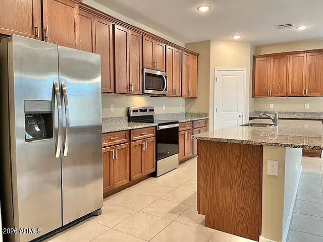 4 bed, 3.0 bath, 2200 sqft, $2,595 — Photo 4