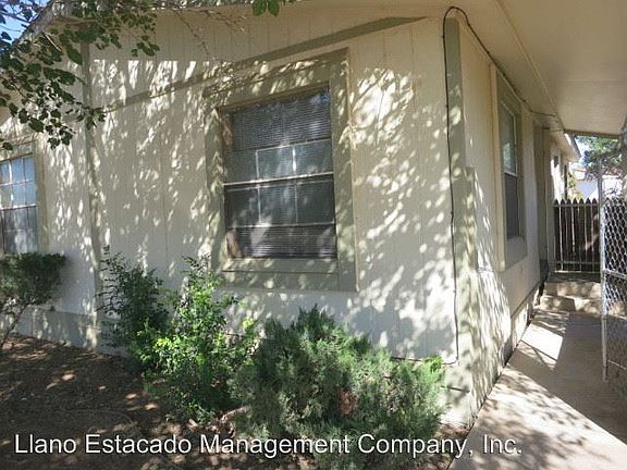 2nd image of 1103 Prescott St
