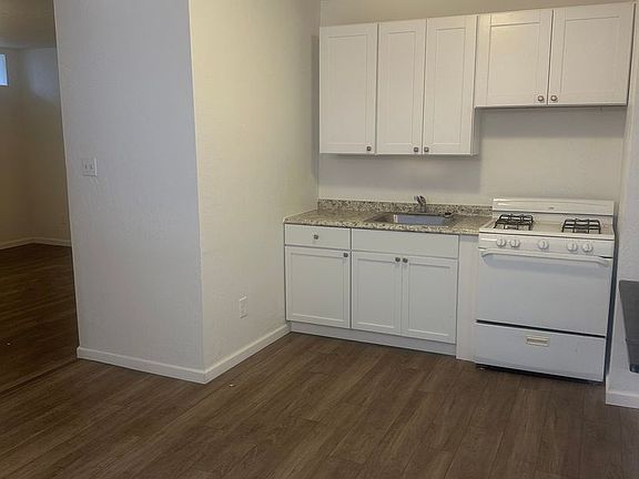 3rd image of 131 Spring St Unit 1