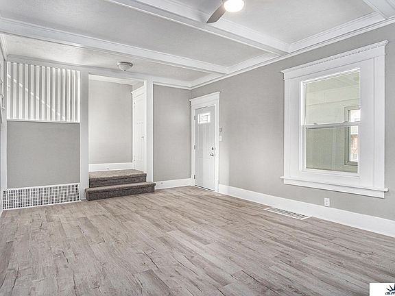 3rd image of 2207 Evans St