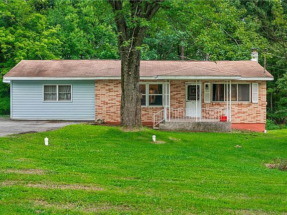 2nd image of 1350 Spring Dr