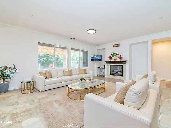 5th image of 13925 Barnett Ln