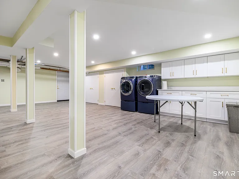 414 Riversville Rd — Photo 17