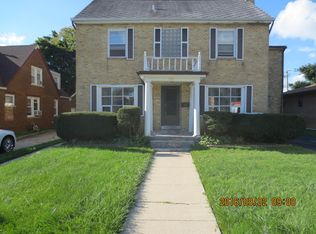 2021 Waverly Pl, Waukegan, IL 60085