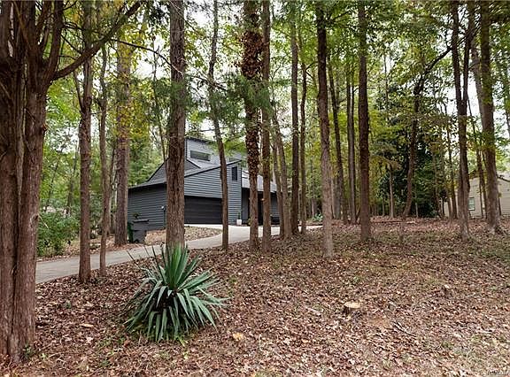2nd image of 4039 Carmel Forest Dr