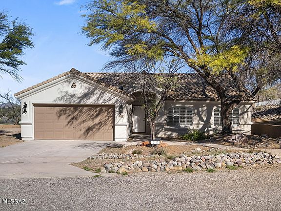 3rd image of 28 Kents Ave