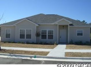 830 SE 12th Ter, Gainesville, FL 32641