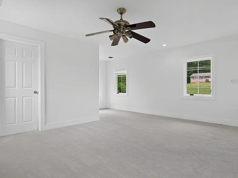 7818 Leland Rd — Photo 17