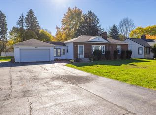 663 Hinchey Rd, Rochester, NY