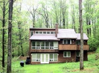6884 Stone Rd, Great Valley, NY 14741