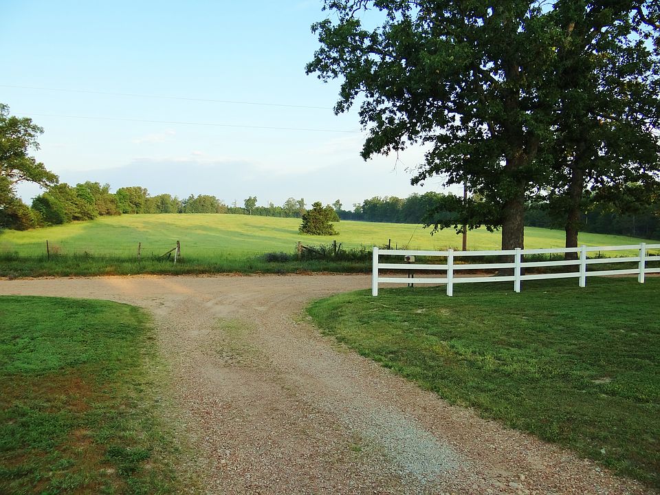 Bermuda hayfield