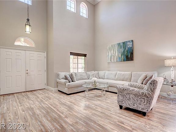 3rd image of 9828 Hickory Run Ct