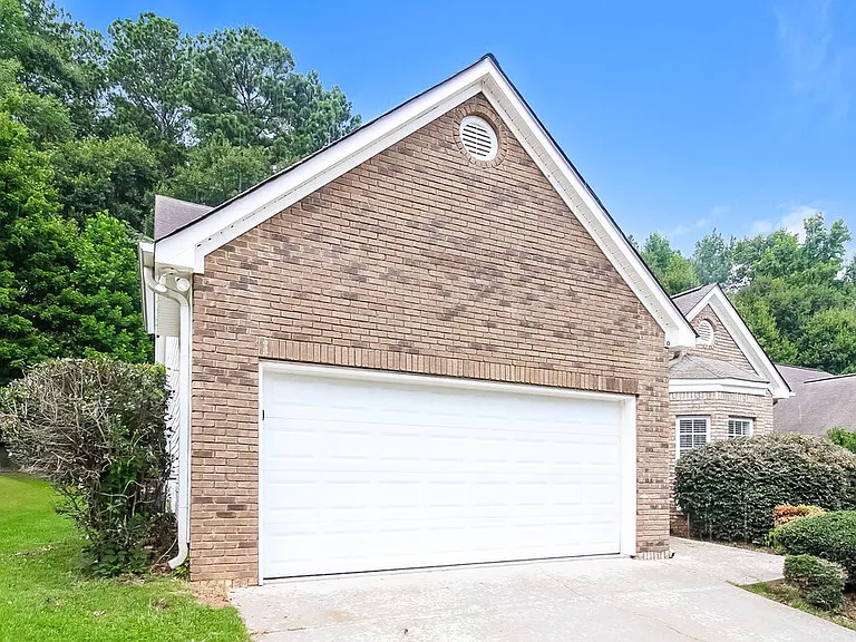 11 Harpers Farm Dr — Photo 1