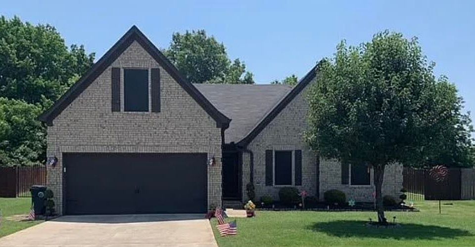 1st image of 888 Bayou Vista Dr