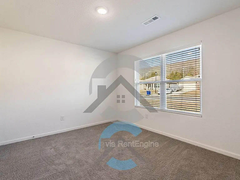 1155 Gallery Dr — Photo 10